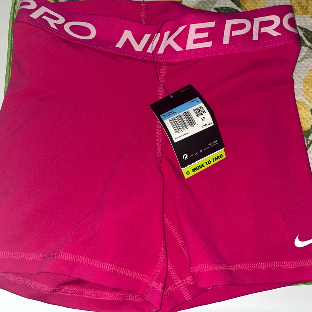Nike pro short